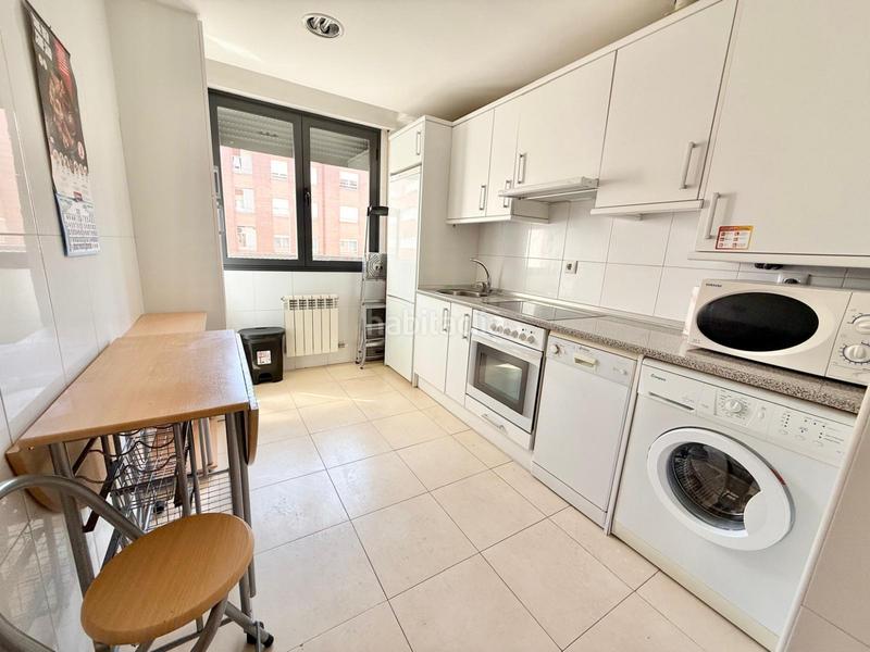 Foto f8e95718-9307-4761-89d6-a99bc96fea66. Piso  de 2 habitaciones amueblado en portillejo en Logroño