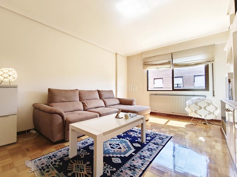 Foto c23b1f28-b8e5-40fe-bb33-da6464916066. Piso  de 3 habitaciones centro en Juzgados Logroño