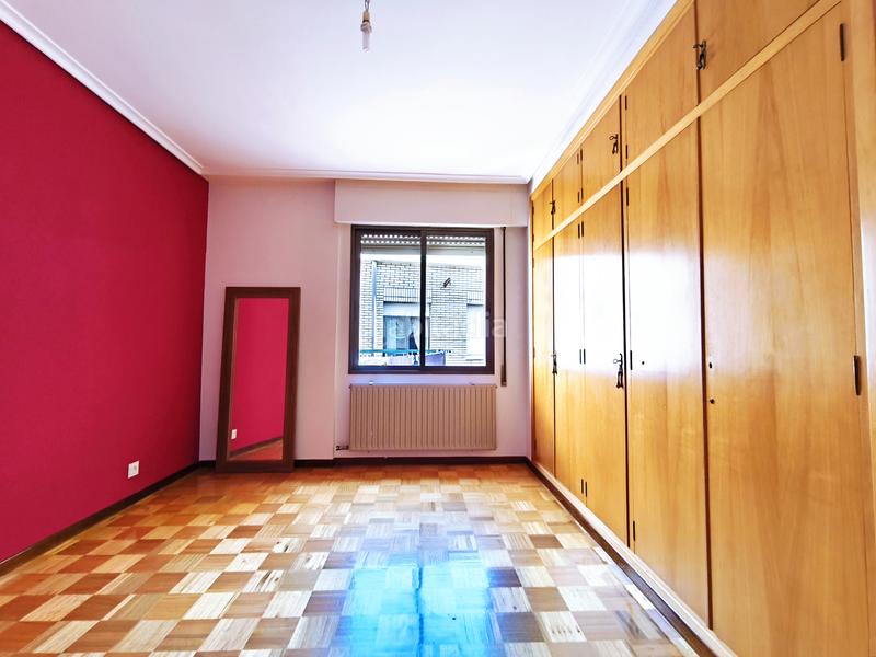 Foto ea9c2639-cb6d-4c63-8969-d6072fef52cc. Piso  de 3 habitaciones centro en Juzgados Logroño