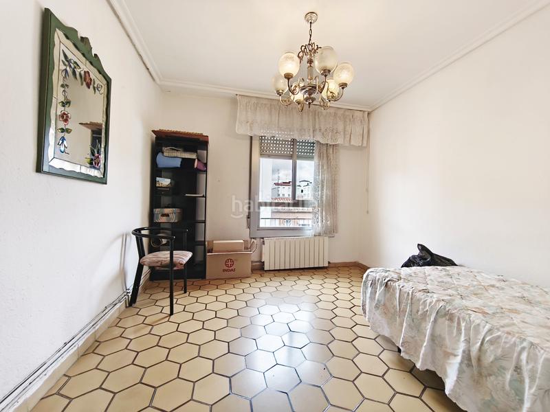 Foto b5d015c2-1528-498d-9420-e159d98345d6. Piso  de 3 habitaciones centro en Gran Via Logroño