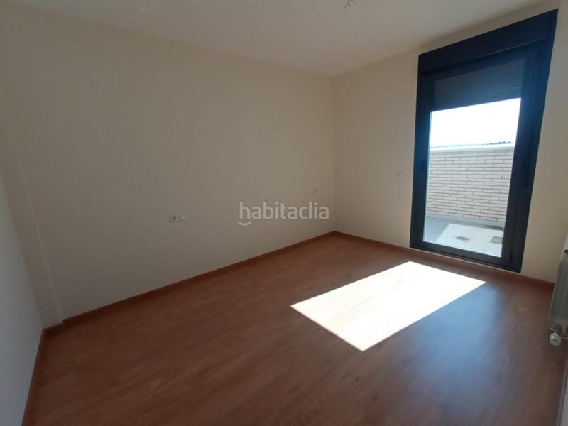 Foto 786f52b9-a602-4b40-9b28-ae77cce6d574. Piso duplex de obra nueva en Villamediana de Iregua