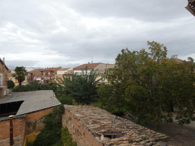 Foto d7da93e4-7048-4f72-85f2-c1591c5ba776. Casa  en venta en Fuenmayor