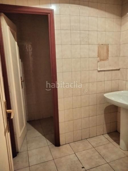 Foto e9454dd9-7d6c-4841-9631-c6c05d8f137f. Lloguer local comercial a Jesuitas Logroño