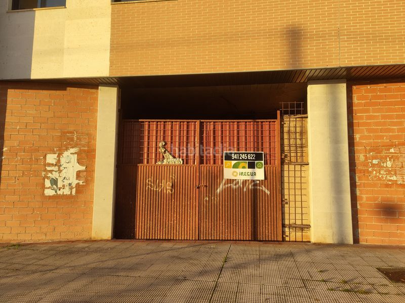 Foto d056bb06-48cc-4534-9220-12238e7bcb64. Local comercial a Lardero