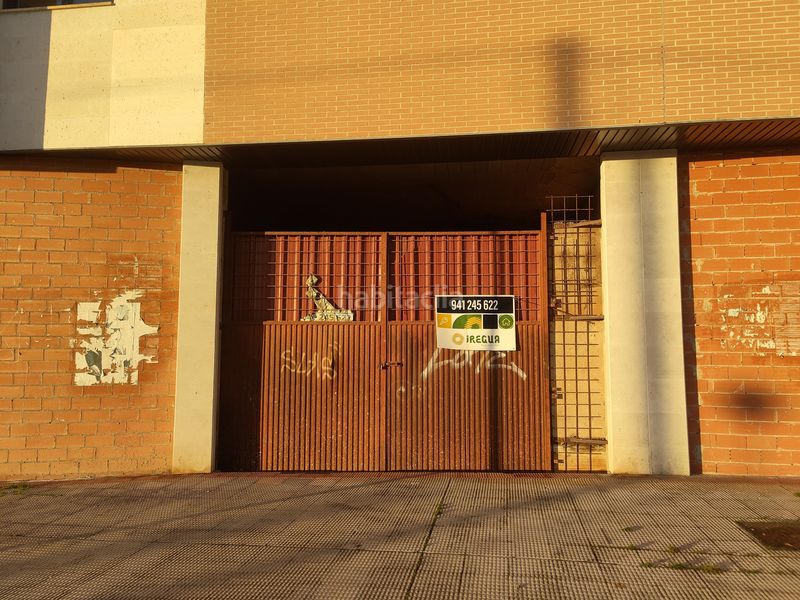 Foto edd965ec-6047-49e8-8746-a0f2f1f92a26. Local comercial a Lardero