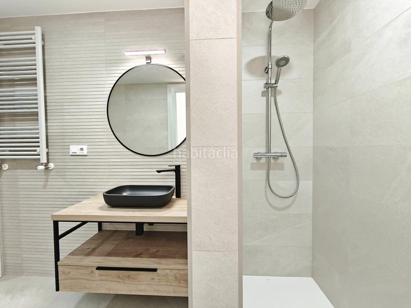 Foto b73b80fd-01a1-411d-aae5-2d75ebdef7cb. Piso  reformado de 3 habitaciones centro en Gran Via Logroño