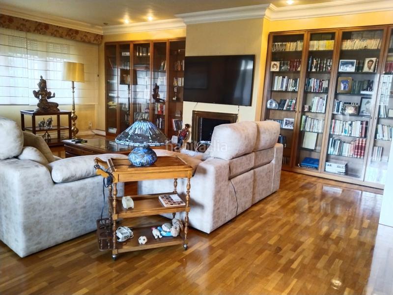 Foto 0ebc23c0-2cac-4acb-b5bc-86caad7ab98d. Casa amb calefacció aparcament piscina a Avenida Madrid Logroño