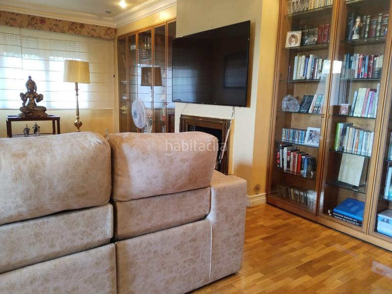 Foto 36e618e1-4e19-4cb9-afa5-0261c2e0c8e5. Casa amb calefacció aparcament piscina a Avenida Madrid Logroño