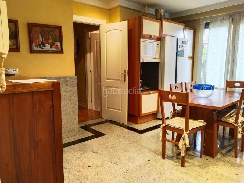 Foto ff9dc1b8-16bd-4b70-8fdd-b66f87101440. Casa amb calefacció aparcament piscina a Avenida Madrid Logroño