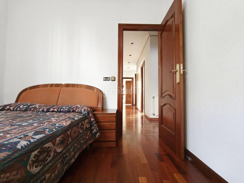 Foto 075b09b6-b13f-40d1-a317-edd3cb0a8c7d. Piso oportunidad única de adquirir un magnífico piso en el corazón ! presentamos este encantador inmueble ubicado en la zona en Logroño