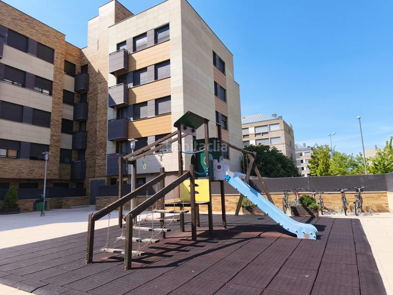 Foto 33591e3c-2851-408f-978c-2af3a8930b87. Piso  de 3 habitaciones con terraza en la guindalera en Logroño