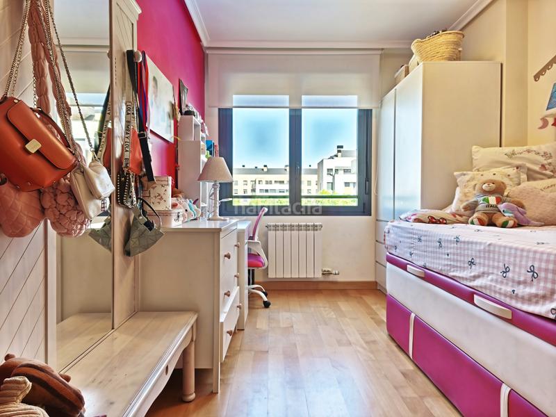 Foto fe5dc01b-4e1d-40ff-a026-74e00791eed9. Piso  de 3 habitaciones con terraza en la guindalera en Logroño