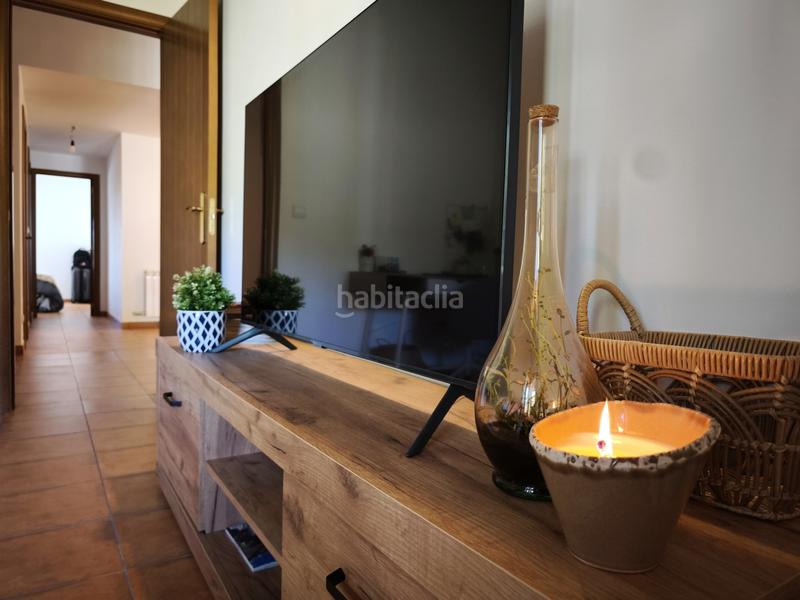 Foto b71e6f0d-3031-4b34-8d01-4e2ef79c0b6f. Piso  de 3 habitaciones con terraza en Sojuela