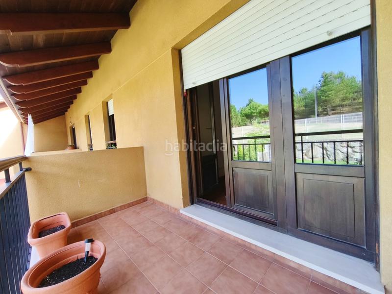 Foto fe2c8f59-085f-452e-9a49-782b1a01b786. Piso  de 3 habitaciones con terraza en Sojuela