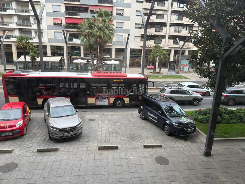 Foto 5529649f-b1a7-4eff-a141-c2b7ecd532a0. Alquiler oficina ofrecemos en alquiler una magnífica oficina situada en el corazón del centro , ideal para aquellas empresas y profesiona en Logroño