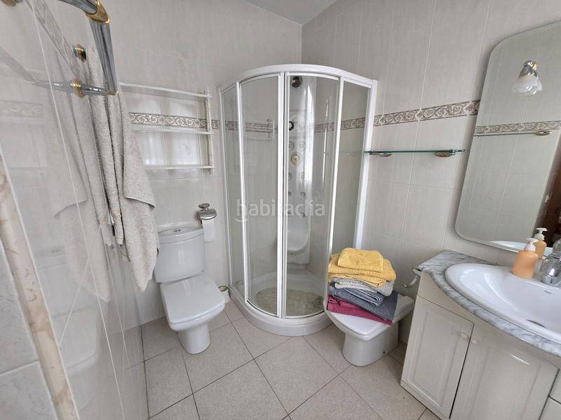 Foto 020ce7fc-86aa-48f5-84d8-6a8aedc1fdfe. Casa se presenta una magnífica oportunidad para aquellos que buscan una vivienda espectacular en un entorno idílico. esta impresionante en Nalda