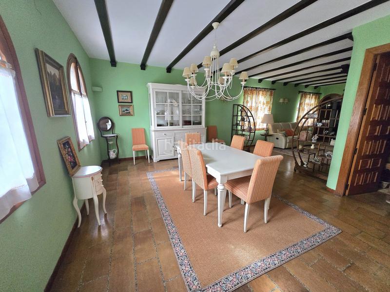 Foto b3b16671-7b26-461f-bfb9-a9047ba44f88. Casa se presenta una magnífica oportunidad para aquellos que buscan una vivienda espectacular en un entorno idílico. esta impresionante en Nalda