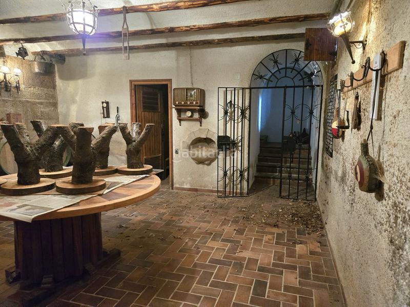 Foto d603cdd6-e234-4c0c-9171-03e0aa5fc71f. Casa se presenta una magnífica oportunidad para aquellos que buscan una vivienda espectacular en un entorno idílico. esta impresionante en Nalda