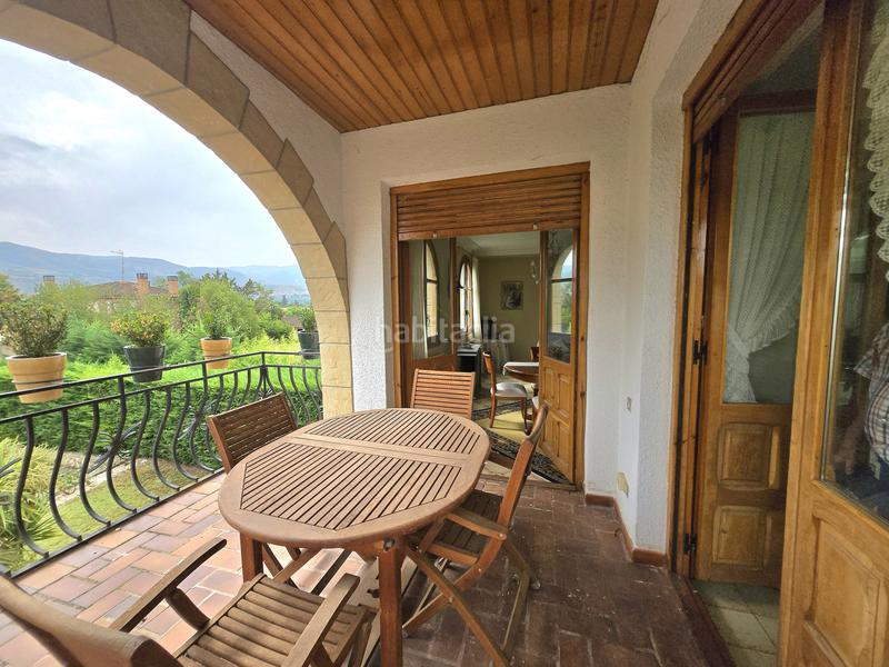 Foto e3a9a60b-99a9-43a3-a48f-5a0db02eb56d. Casa se presenta una magnífica oportunidad para aquellos que buscan una vivienda espectacular en un entorno idílico. esta impresionante en Nalda