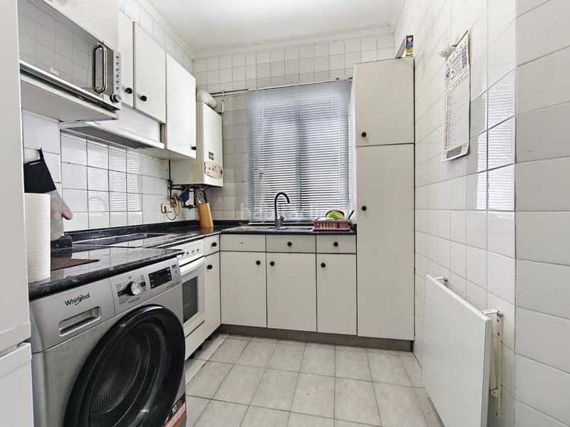 Foto f9695222-d106-44a7-9988-9ffbc2756b33. Piso  en venta de 3 habitaciones centro en Jesuitas Logroño