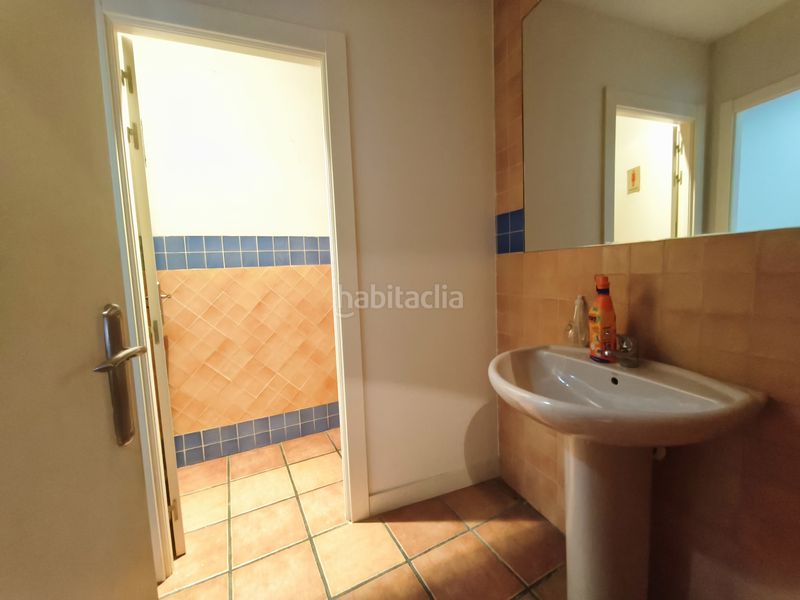 Foto a5cdd58b-d303-444a-8bfc-dbd7a573a163. Local comercial a Lardero