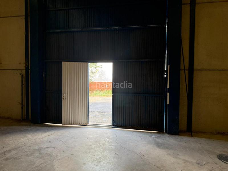 Foto 8ca4f178-41f2-4ff3-aa72-d2dd2a8e02bd. Lloguer nau industrial a Oeste Logroño