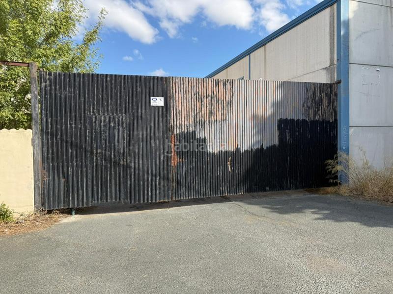 Foto b037b216-60e2-4509-af5c-96ca0ab8dd0d. Rent industrial building in Oeste Logroño