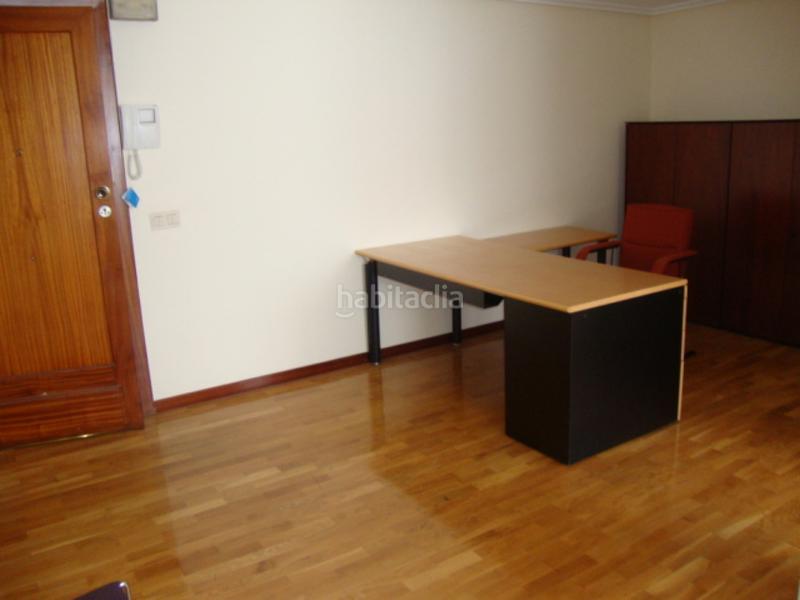 Foto a055a2e4-7a73-4b9a-912b-419edf166db0. Büro in Gran Via Logroño