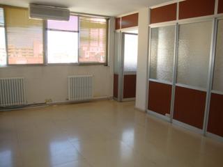 Alquiler Oficina  Logroño - vara de rey. Oficina de 110m2. en c vara de rey,con 2 despachos y 2 baños,uno