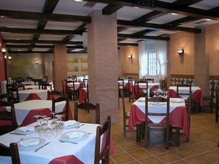 Local commercial à Galilea. En rentabilidad!!!!!!!  restaurante en galilea  plaza de garaje