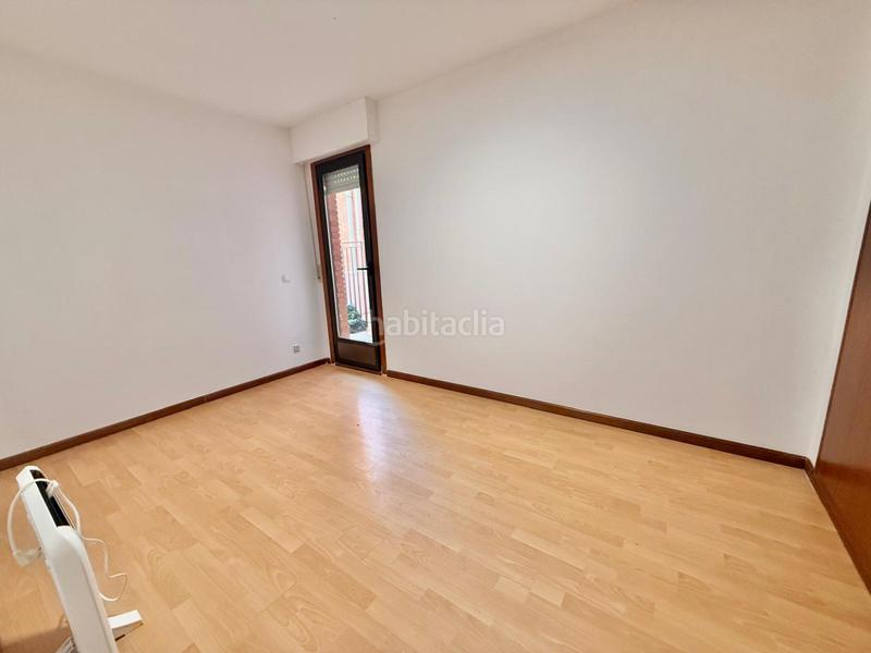 Foto 46e8e87c-aad7-4662-bf17-51910c3cbb0e. Miete etagenwohnung mit heizung in Nalda