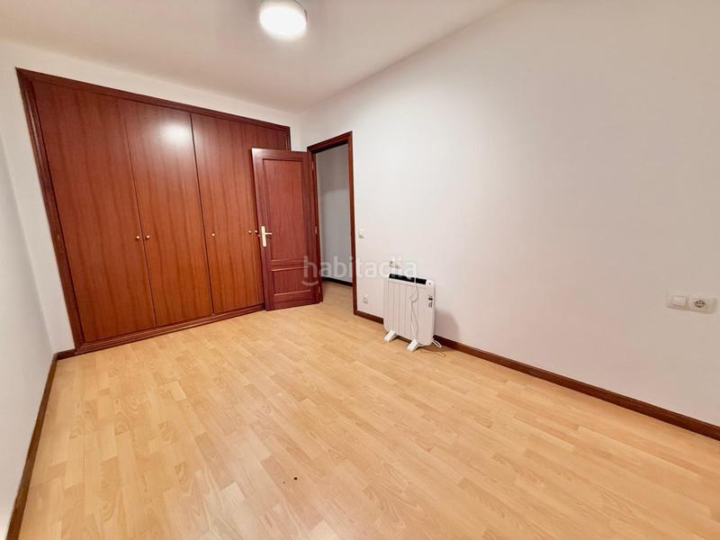 Foto 55ab42f3-69fd-4c55-8db9-0886afcb0e01. Miete etagenwohnung mit heizung in Nalda