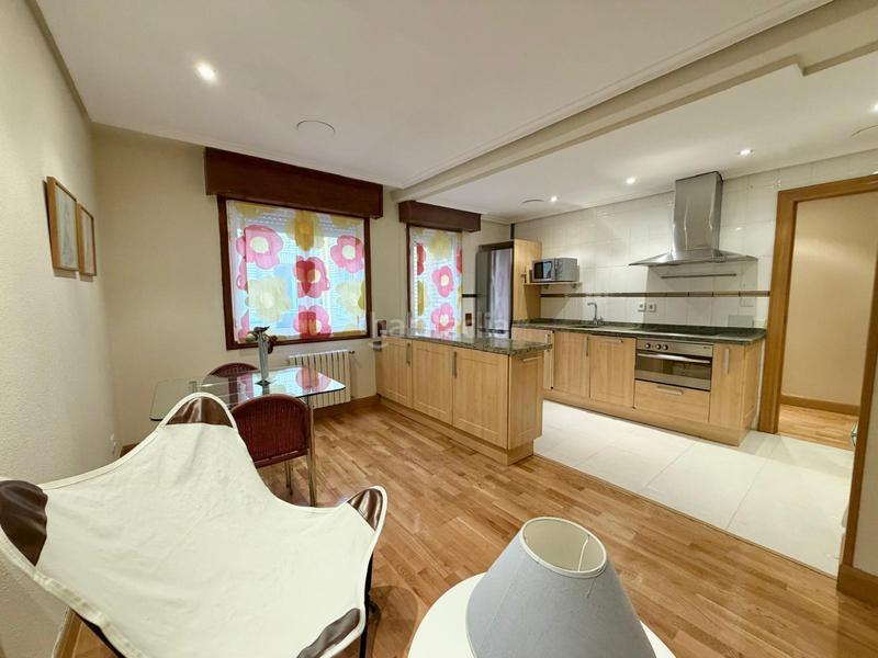 Foto b4d6b80b-7ec4-4a2e-9904-68d5f25e8918. Location appartement avec chauffage dans Gran Via Logroño