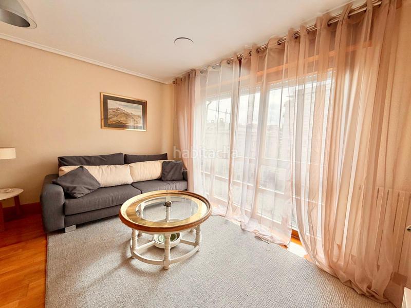 Foto dd17c11d-3d5a-4874-854d-1f5838a0c9f3. Location appartement avec chauffage dans Gran Via Logroño
