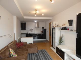 Piso en Entrena. Estudio en exclusiva en entrena con garaje, trastero y terraza