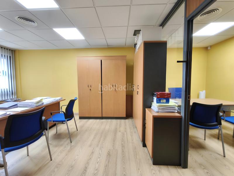 Foto 2f992ecf-698b-42d2-a904-bd9dfa2a524c. Rent office space with heating in Casco Antiguo Logroño