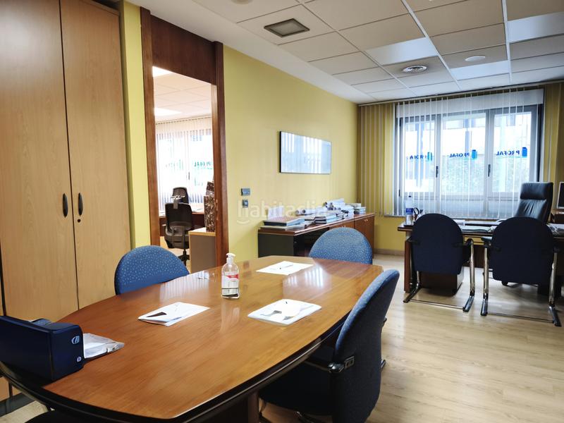 Foto 50431335-e6ba-45fe-aefa-d2a322a57ac7. Rent office space with heating in Casco Antiguo Logroño