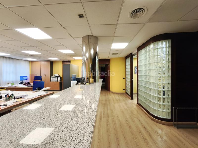 Foto d09980db-ef0c-4131-aa66-ca85c73232e2. Lloguer oficina amb calefacció a Casco Antiguo Logroño