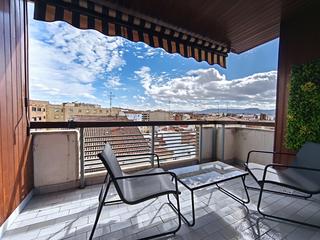 Pis a Gran Via. Piso con garaje y terraza en venta en logroño centro