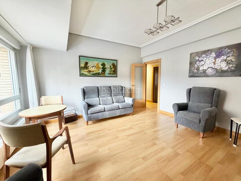 Foto e66ffc54-8236-4279-a3b3-c01c4a2a450d. Miete etagenwohnung mit heizung in Oeste Logroño