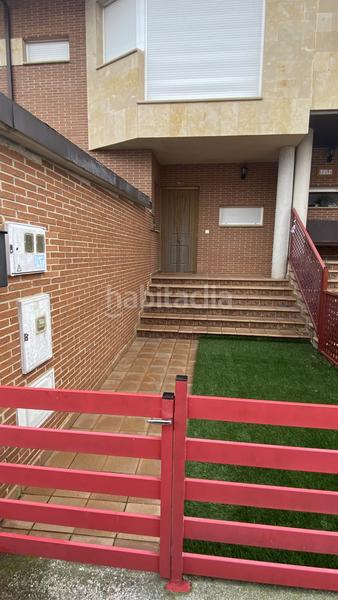 Foto 7297ccfc-c4c4-400f-85ad-5f4a401422cc. Casa adossada amb calefacció aparcament a Alesanco