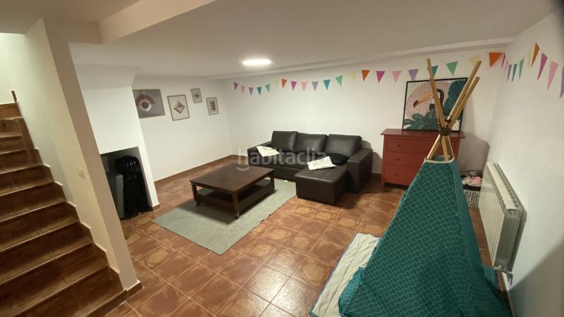 Foto e10c3e70-98d9-4f05-ab7e-ba59a94e0697. Casa adossada amb calefacció aparcament a Alesanco