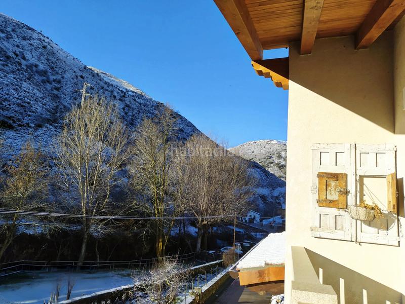 Foto 9cd5dec2-23b9-44e8-9cbe-8be41620f81e. Maison jumelée avec chauffage dans Brieva de Cameros