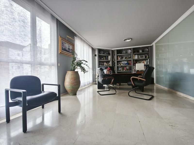 Foto 9709b8e6-b405-4c44-b057-6a56b08a9524. Ufficio con riscaldamento in Gran Via Logroño