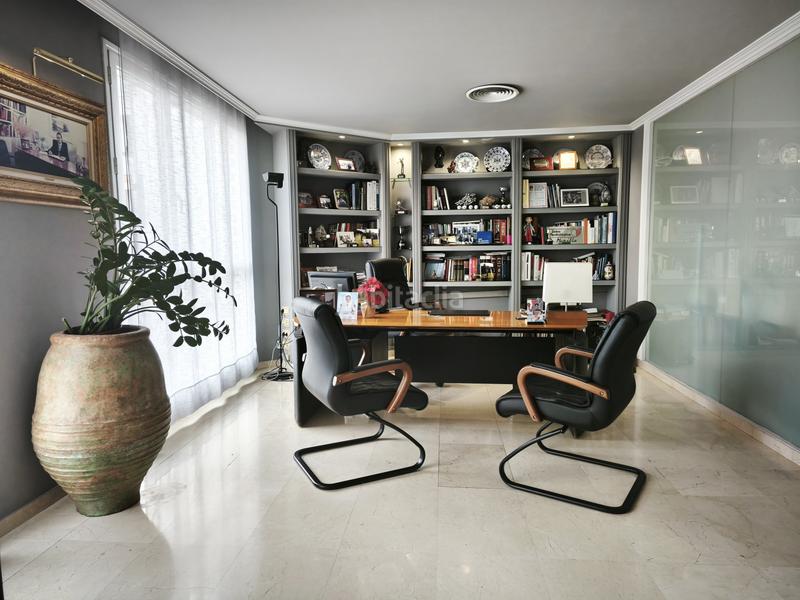 Foto fb069cf9-10c2-4787-89c5-1e2009629665. Ufficio con riscaldamento in Gran Via Logroño