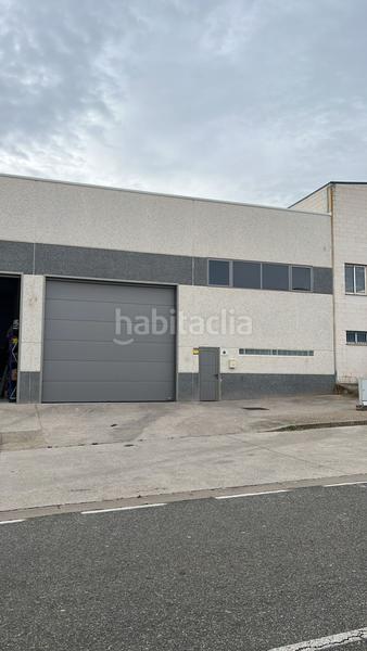 Foto edacc81e-ed50-47e7-bb07-5f1a06abefad. Alquiler nave industrial ofrecemos, en alquiler, una impresionante nave industrial ubicada en el corazón , ideal para aquellos que buscan expand en Alberite