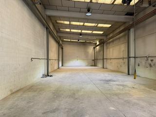 Location Bâtiment à usage industriel  Arrúbal - rio alhama. Se ofrece en alquiler una magnífica nave industrial situada en e