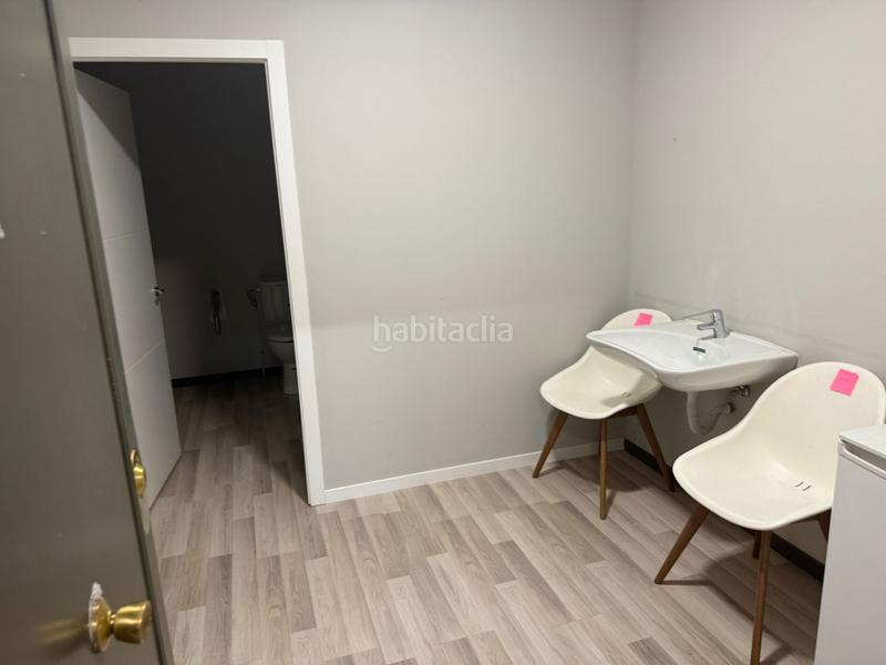 Foto f1bee6d4-1baa-4954-b6d0-a6fe82585265. Rent office space with heating in Gran Via Logroño