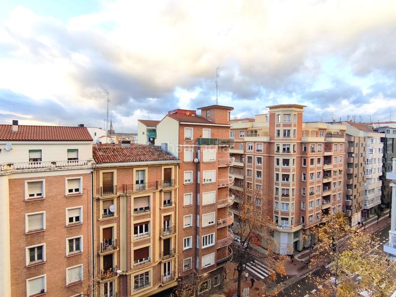 Foto f785a11d-81fd-4a8a-a103-3a5ebe90f04e. Appartement avec chauffage dans Jesuitas Logroño