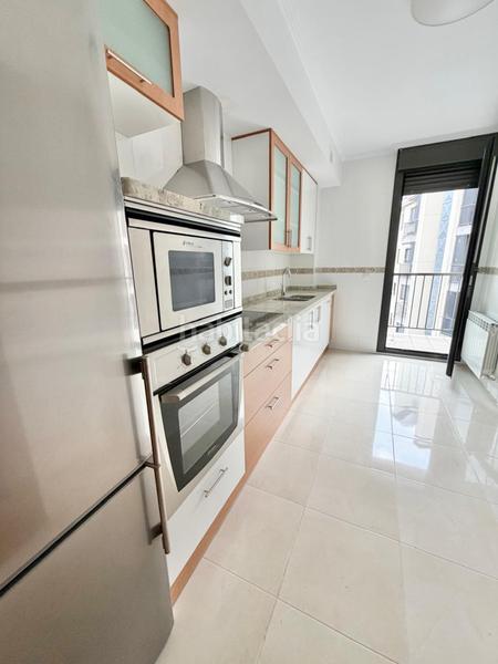 Foto 4a119e93-3d88-499a-b22f-9a36ad5fac6d. Location appartement avec chauffage parking dans San Millán - Ayuntamiento Logroño